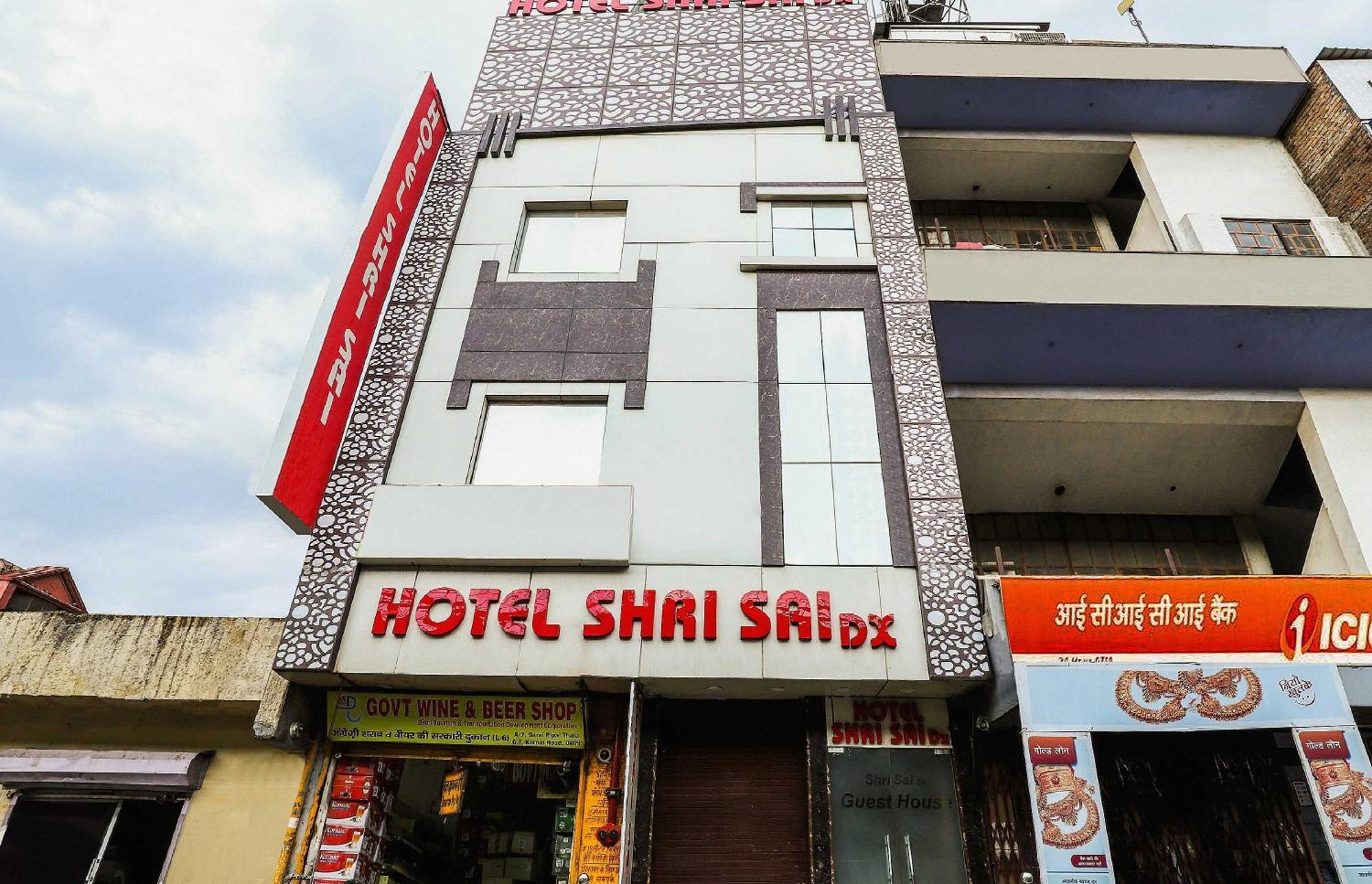 Hotel O Shri Sai Делхи Екстериор снимка